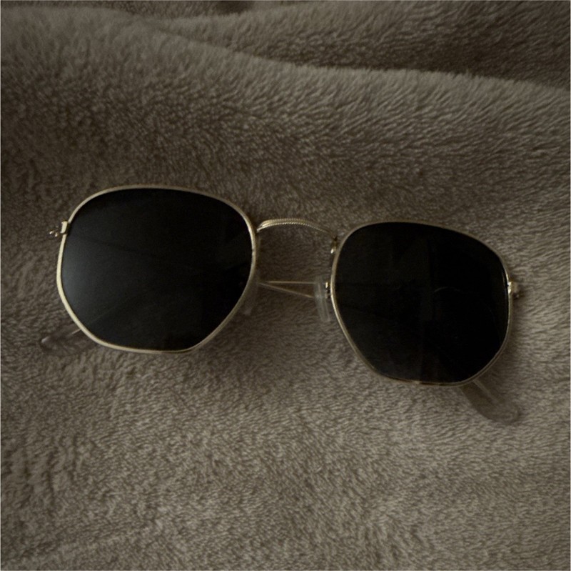 Men's Gold Metal Aviator Sunglasses with Black Tinted Plastic Lenses