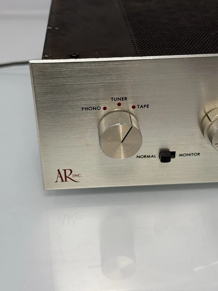 Amplificador estéreo integrado vintage Acoustic Research modelo AR AU Foto 4 de 4