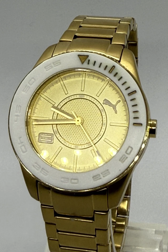 RELOJ PUMA MUJER CUARZO - DORADO - ESTILO DEPORTIVO Foto 2 de 4