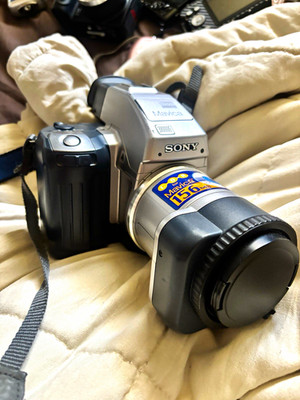 Sony Mavica MVC-CD1000 Digital Still Camera Tested/Working & Battery Included
