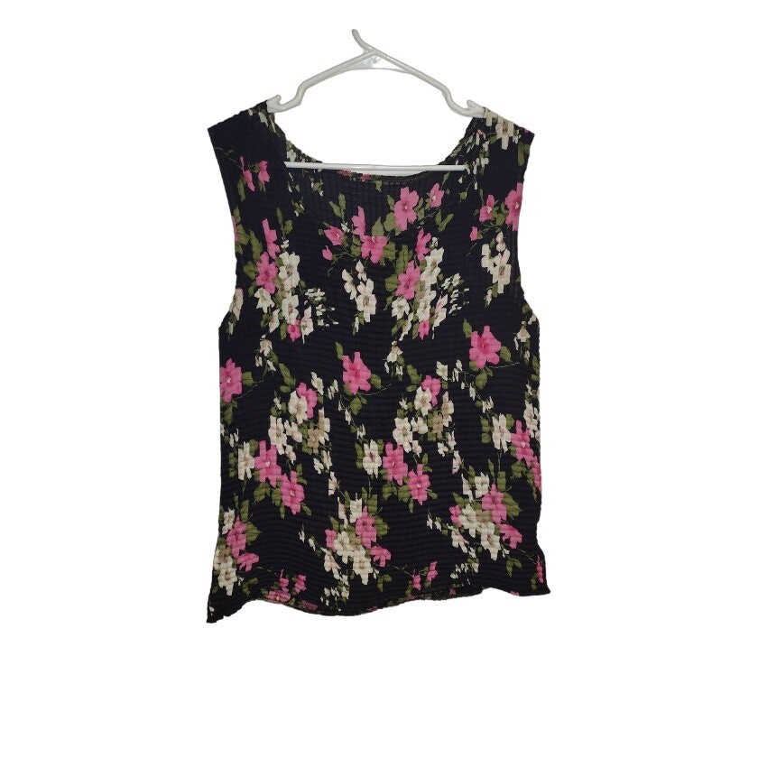 Notation Women's Tank Size Large - image 1