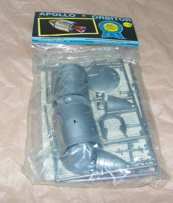 HOBBY CRAFT APOLLO ORBITOR Plastic Model Kit -BLUE RIBBON 1:100 - NEW RO8021