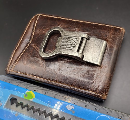 Vintage Genuine Fossil Brown Leather Bifold Wallet with Keychain Bottle Opener - Picture 6 of 6