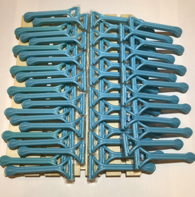 Gillette Venus Women s Disposable Razors 2 Blade   Pack of 50  
