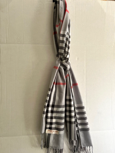 Burberry Print Fringe gray/black plaid pashmina/silk scarf Multifunctional