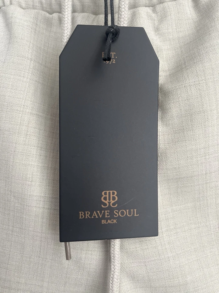 Новые с этикетками мужские праздничные шорты Brave Soul Malaga Design Stone размер M рекомендуемая розничная цена 40,99 фунтов - Изображение 2 из 4