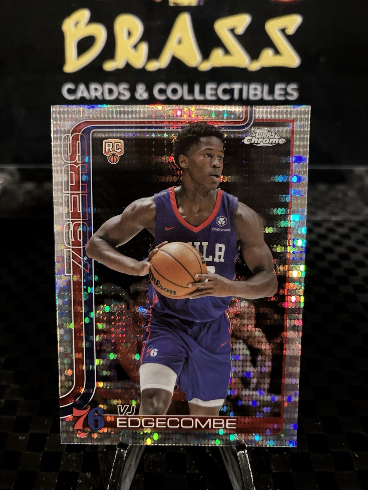 VJ Edgecombe 2025-26 Topps Chrome Pulsar Refractor Rookie Card No. 253 76ers