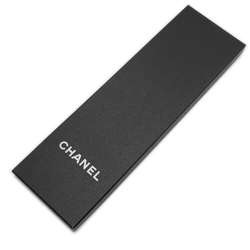 Bellissima cravatta marca Chanel CHANEL seta di lusso 100% Coco Mark CC rosa - Foto 7 di 7