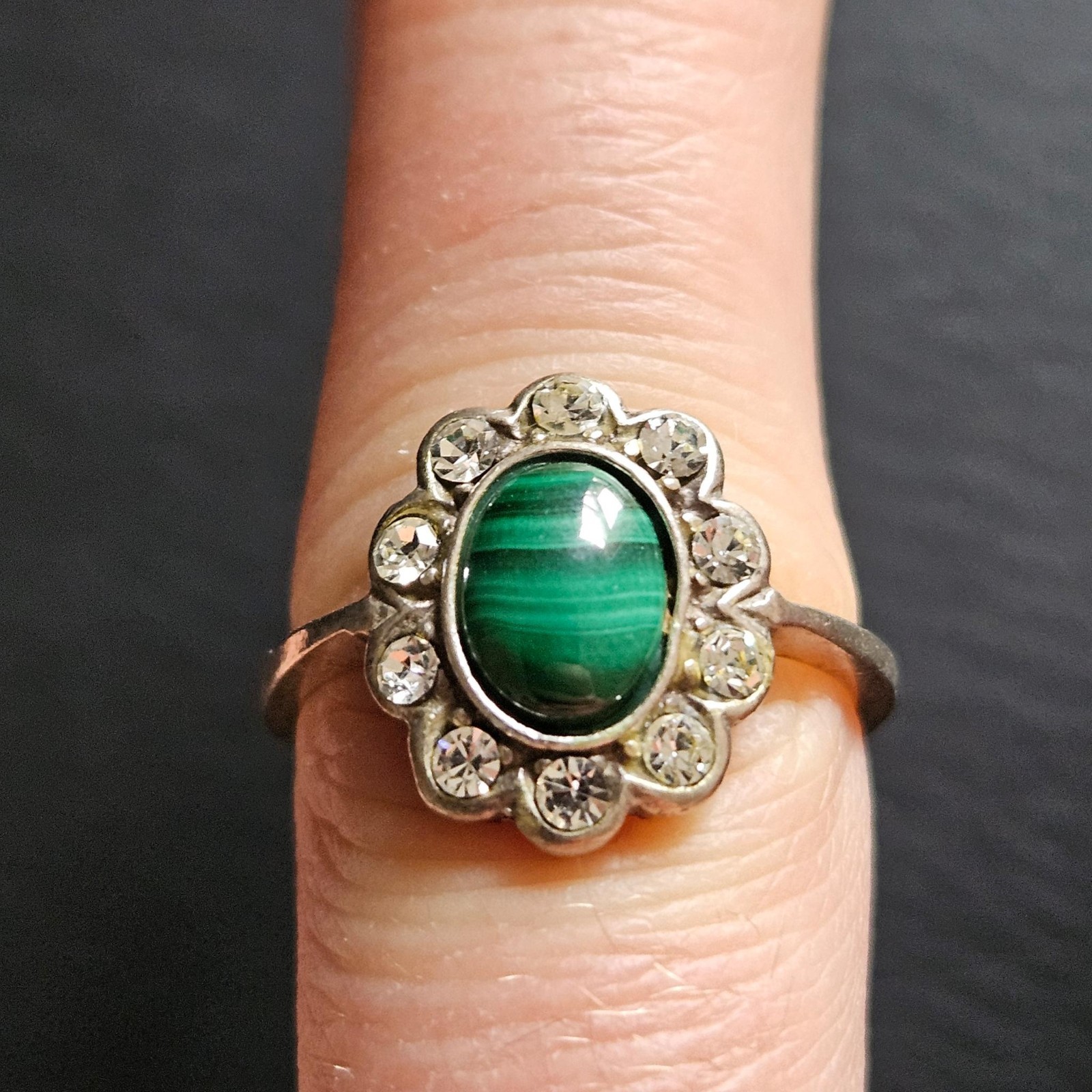 Malachite Crystal Surrounded Daisy Ring Solid Sil… - image 5