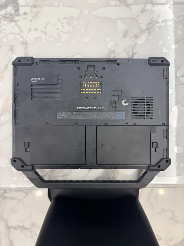 Dell Latitude 5420 Rugged · i5-8350U · 8GB · 256GB, foto 3 di 5