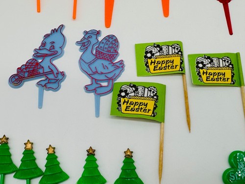 40 Vintage Cupcake Picks Tortenaufleger Halloween, Valentinstag, St Patrick, Ostern, Weihnachten - Bild 4 von 6