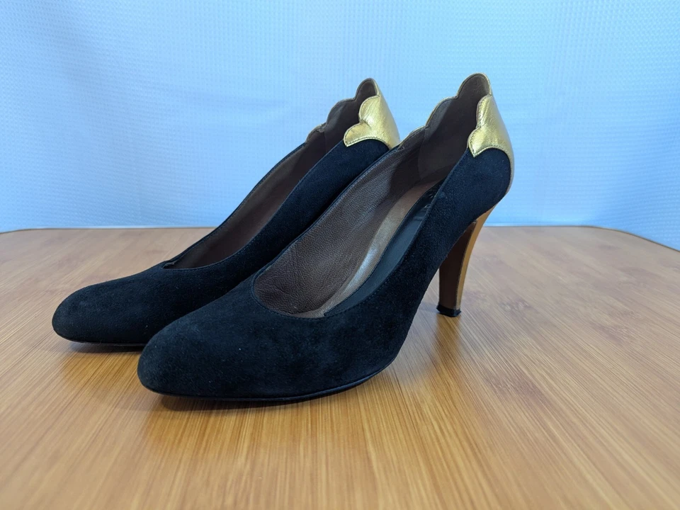 Marni Black Suede Pumps Sz 7.5 Gold Accent Heels Eu 38 Designer Classic Foto 2 de 4