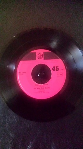 THE KINKS GERMAN EP. 4 songs w/ " Waterloo Sunset" Mint - Picture 3 of 4