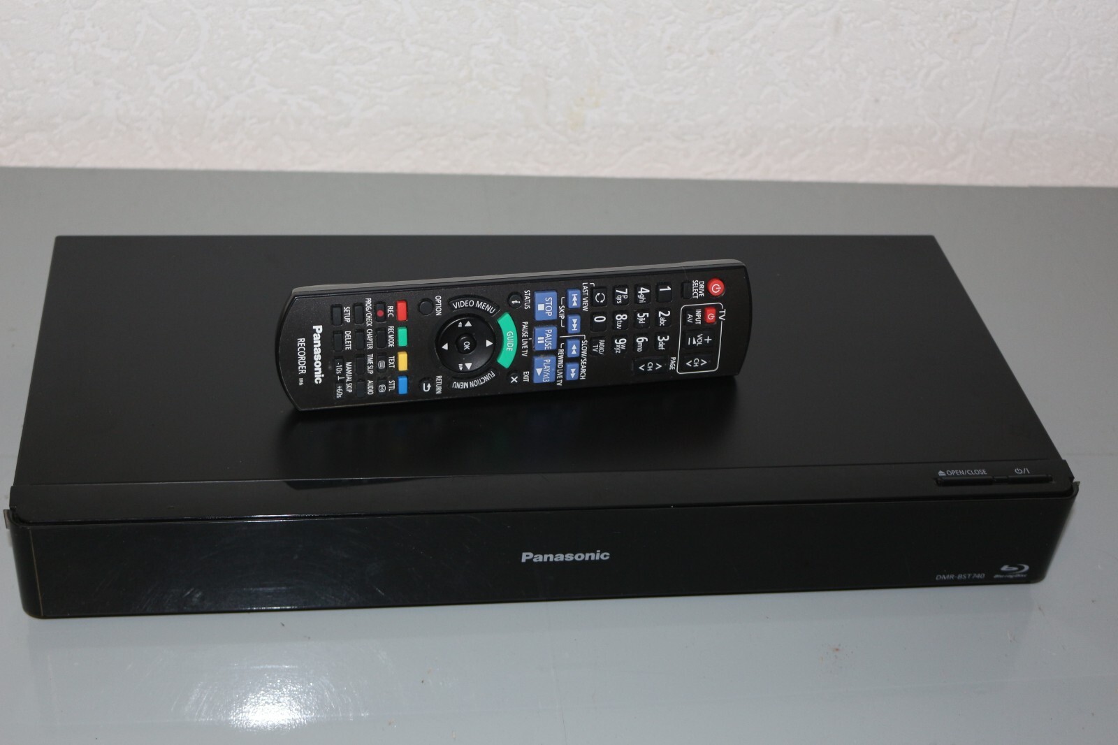 Panasonic DMR BCT 740 Bluray Disc Festplatten Recorder mit