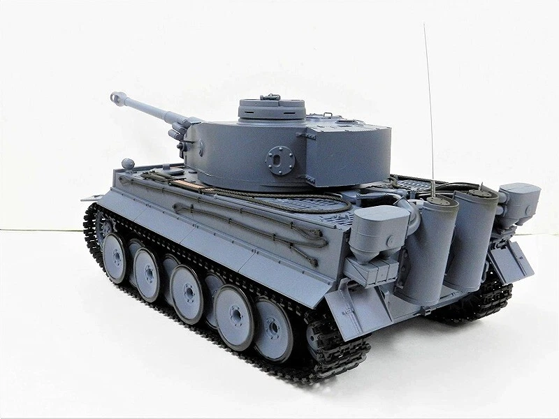 HengLong 2.4GHz 1/16 scale radio controlled German Tiger I Tank 3818-1 7.0Ver - Image 4 of 4