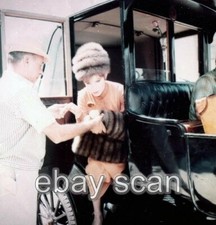BARBRA STREISAND FUNNY GIRL ON SET NEVER PUBLISHED CANDID 8X10 PHOTO img165