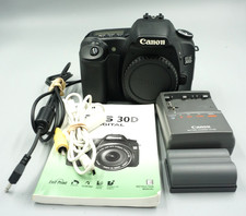 Canon EOS 30D 8.2MP DSLR Camera w/ Batteries Charger Book Cables 196