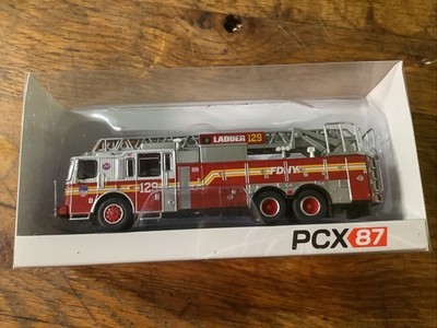 1:87 PCX 870688 Ferrara Ultra Ladder 129 PCX87 in OVP MIB TOP