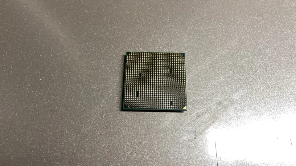 AMD Phenom II X4 910 HDX910WFK4DGI AM3 2.6GHz Quad Core CPU Socket AM3/AM2+ - Image 3 of 3