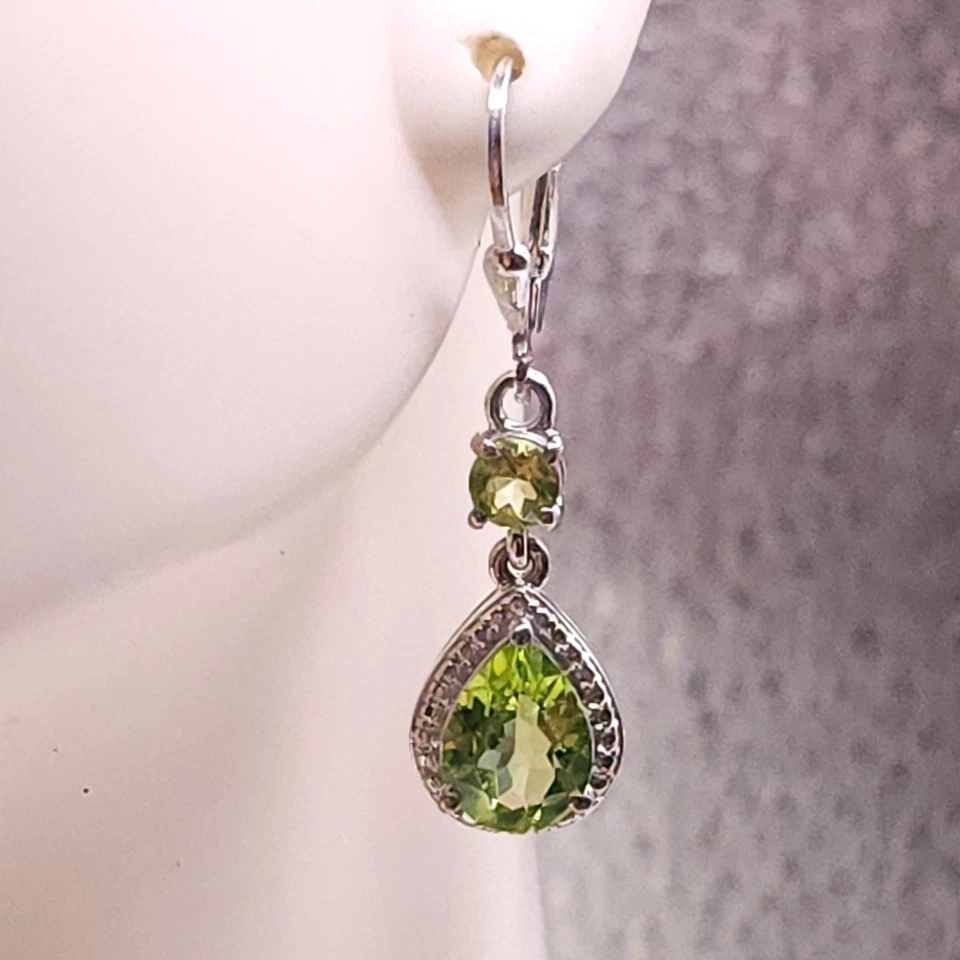 Vintage Sterling Silver Green Peridot Dangle Pierced Earrings - Image 2 of 4