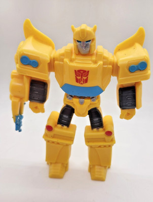 Transformers Cybertron battlers bumblebee 5.75  Autobot action figure Yellow