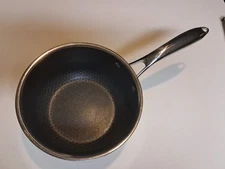 Hexclad Hybrid Pot Saucepan  3-Quart Stainless Steel Non-Stick No Lid Used