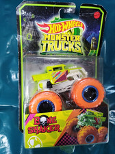 Hot Wheels Monster Trucks Rodger Dodger 2023 Mattel Glow in the Dark