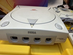 sega dreamcast console bundle