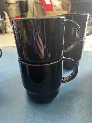 (1) Taza/taza de café/taza de plástico apilable Tupperware negra vintage #2224B-3 - Usada en excelente condición - Imagen 2 de 4