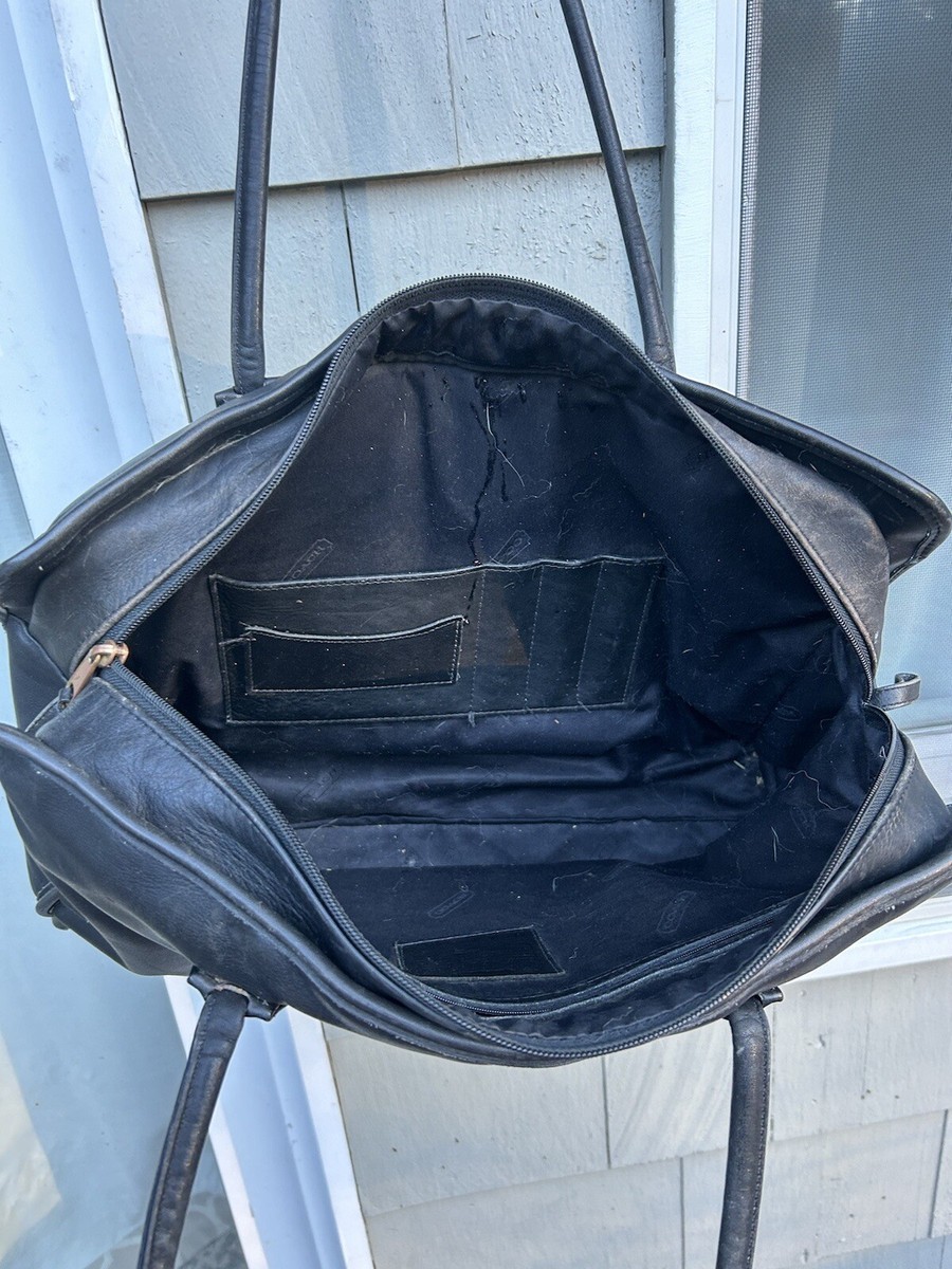 Vintage COACH オールレザー メッセンジャーバッグ A4収納 黒 Vintage COACH オールレザー メッセンジャーバッグ A4収納 黒