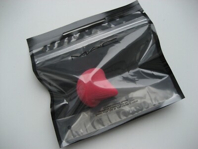 MAC MAKEUP FACE CONCEALER APPLICATOR LIQUID FOUNDATION SPONGE POWDER PUFF NIP