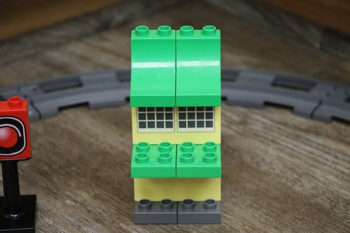LEGO® Duplo Thomas & Friends 3353 Spencer & Sir Topham Hat 100% Complete - 第 5/8 張圖片