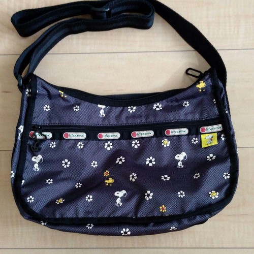 LeSportsac☆ Snoopy ☆ SNOOPY LeSportsac shoulder ba