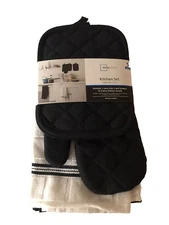 New Set of 5 Mainstays Kitchen Oven Mitt & Hand Towels Black-Free shipping