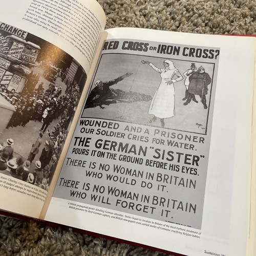 World War I: An Illustrated History Lloyd Clark - Smokey - Foto 14 di 19