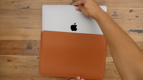 Genuine / Official Apple MacBook 12” Leather Sleeve Saddle Brown MQG12ZM/A Case - Photo 3/24