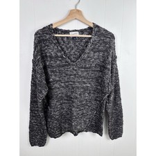Universal Thread Women's Size Small V-Neck Pullover Sweater Gray