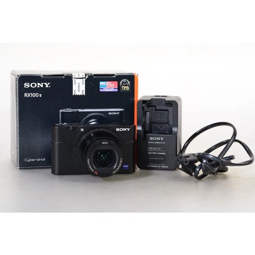 Sony CyberShot RX100 V Kompaktkamera - Cyber Shot DSC-RX100M5 Digitalkamera