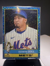 2025 Topps Heritage - Edwin Diaz #243 Chrome Light Blue Sparkle Refractor