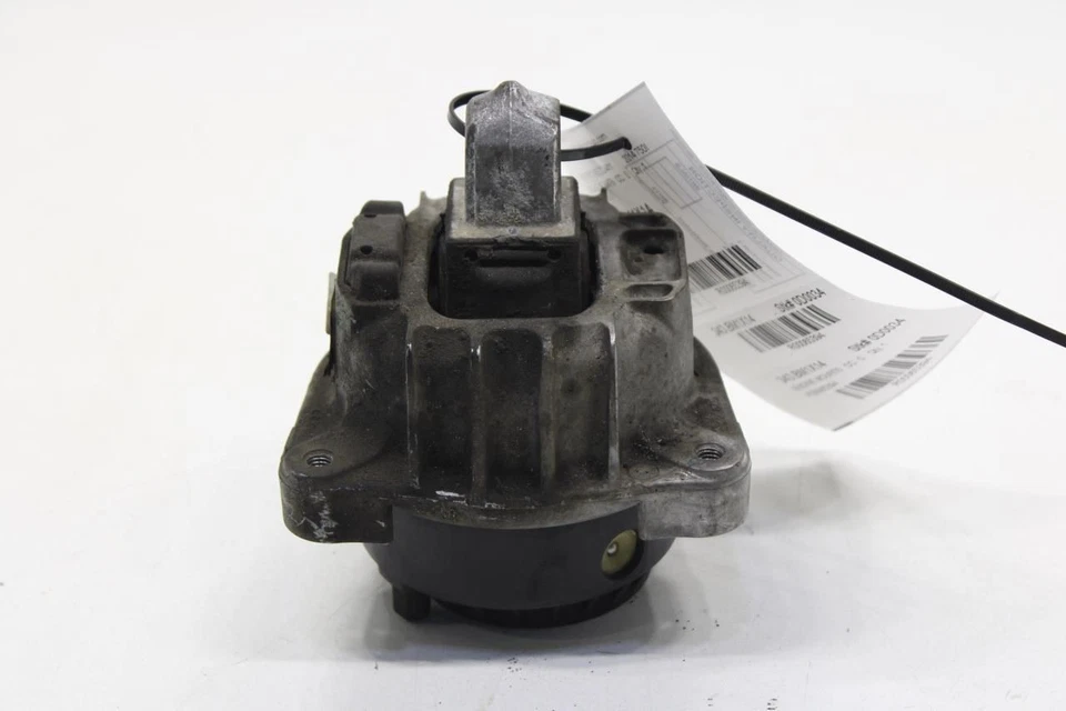 BMW 750i xDrive 2010-15 4,4 L AWD aislador de montaje de soporte de motor delantero izquierdo Foto 3 de 4