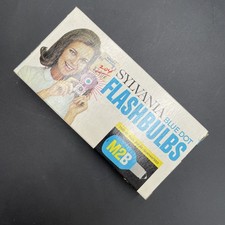 Sylvania AG1B Blue Dot - 12 Flashbulbs, Complete Box M2B NOS