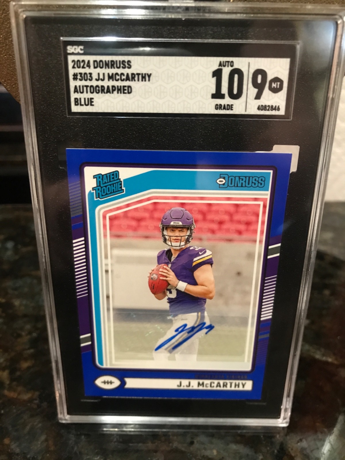 2024 Donruss football Jj McCarthy #303 blue rated rookie autograph
