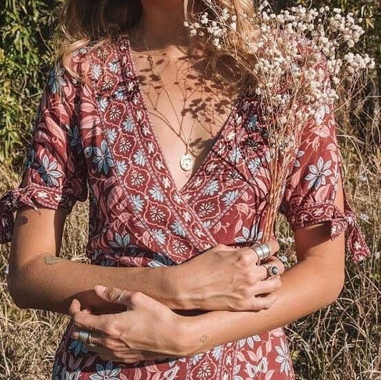 ARNHEM Marigold Rhubarb Floral Print V Neck Midi Wrap Dress RRP$199 12AU / 8US