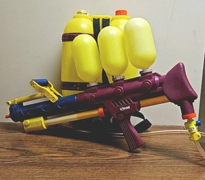Vintage Larami Super Soaker 300 "The Big One" Untested, Parts Only