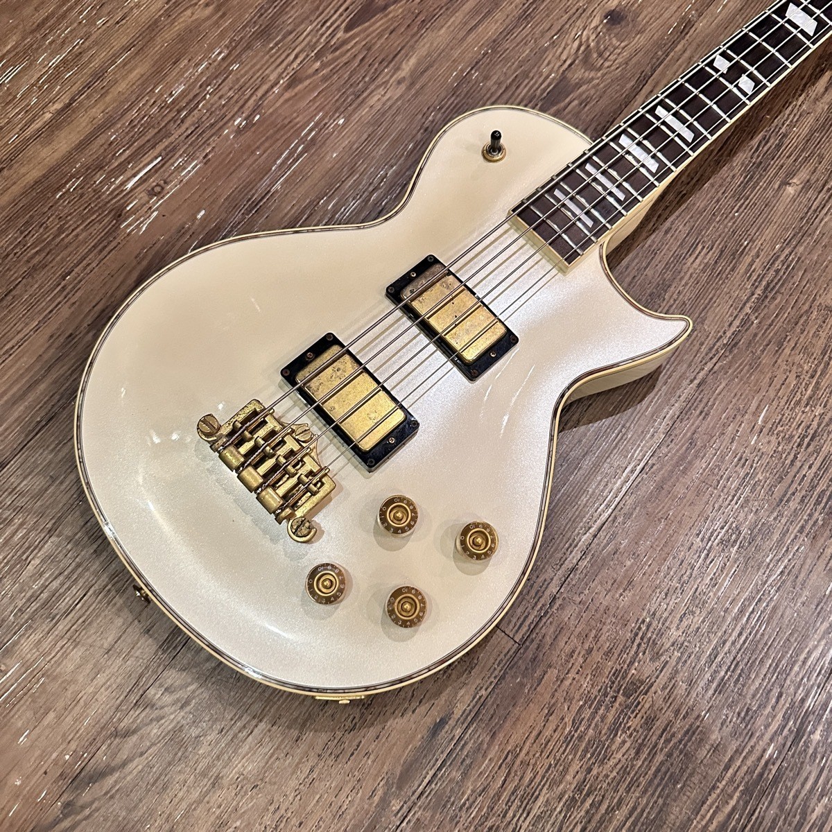 Greco LGB-90 LP Custom Bass Pearl White, 2002 model, electric bass