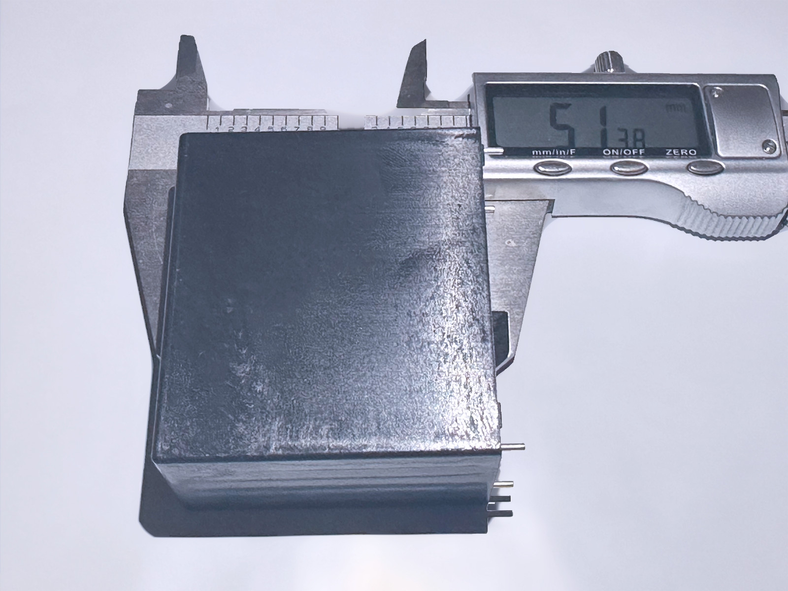 EZPE1B306MTA Panasonic 30uF 1100V Metallized PP Film DC Link Capacitor