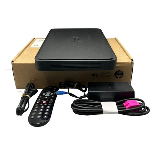 Humax ESd-160C Sky Q Kabel Receiver 1TB Festplatte Fernbedienung Ultra HD Hevc - Bild 15 von 20