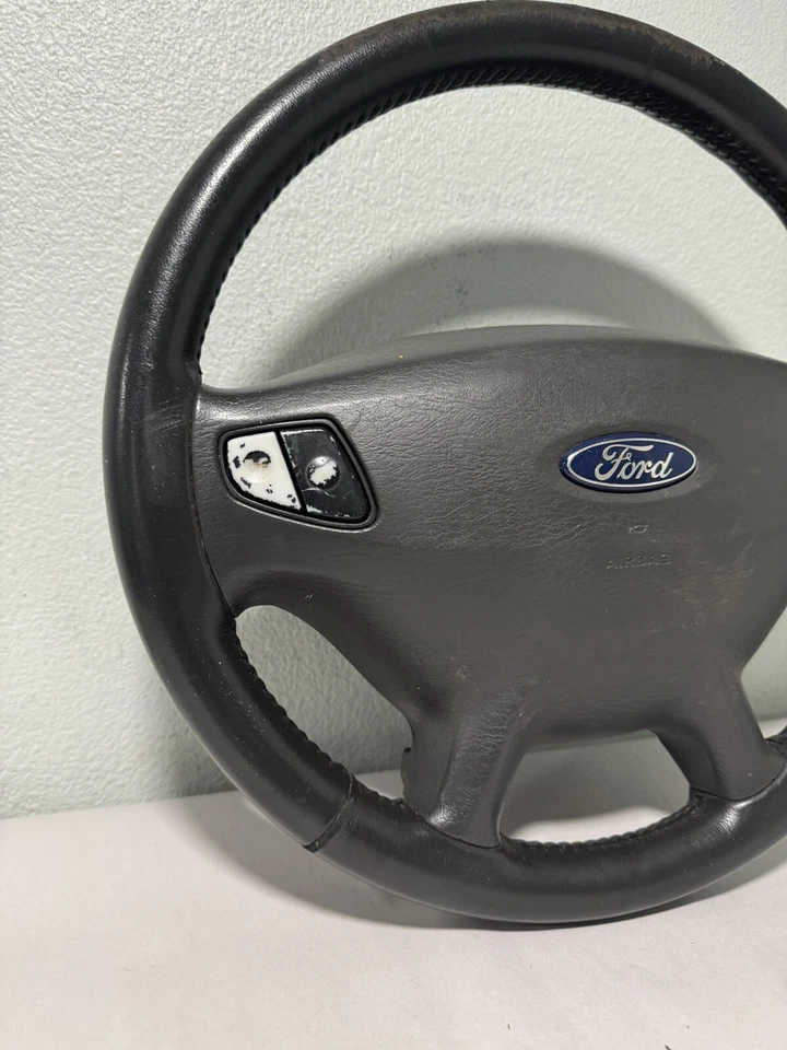 Volante TAURUS 2002 1055144 gris desnudo Foto 2 de 4