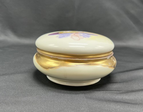Antique Limoges Hand Painted Victorian Lady Powder Trinket Box 4.5” Signed READ - Picture 5 of 11