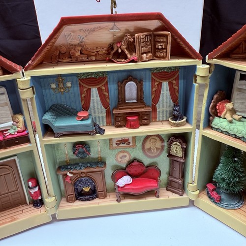 2013 Limited Edition Hallmark Keepsake Victorian Dollhouse Ornament QMP5003 - Picture 5 of 14